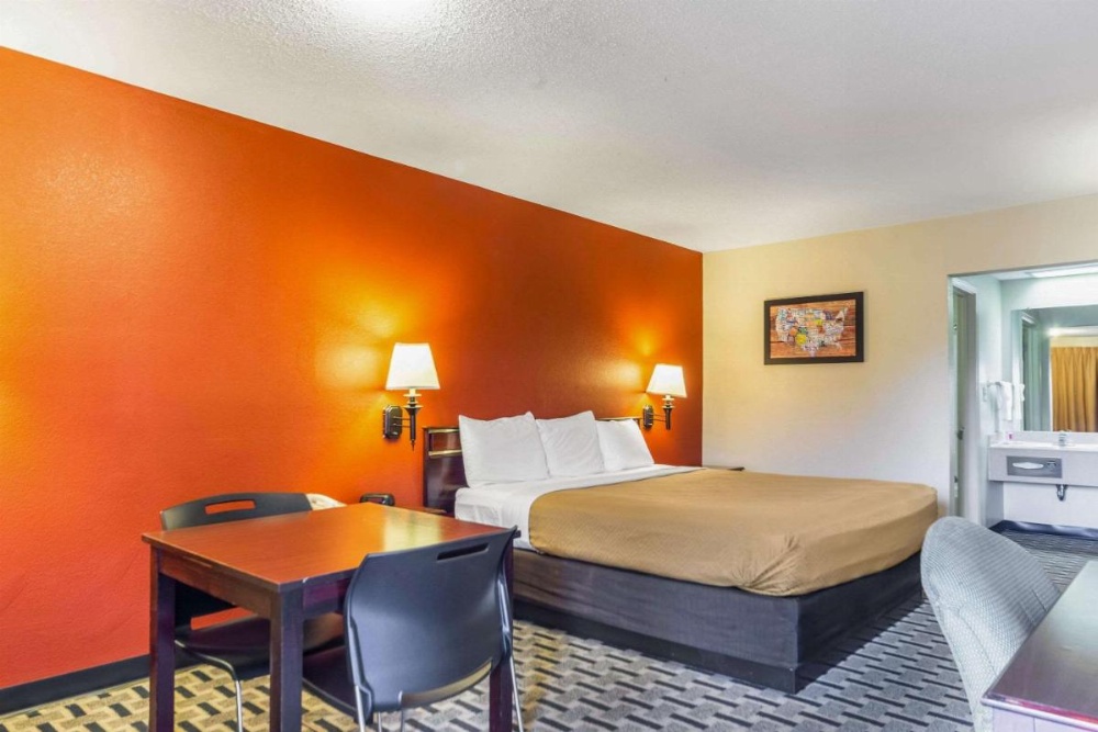 Room image 2